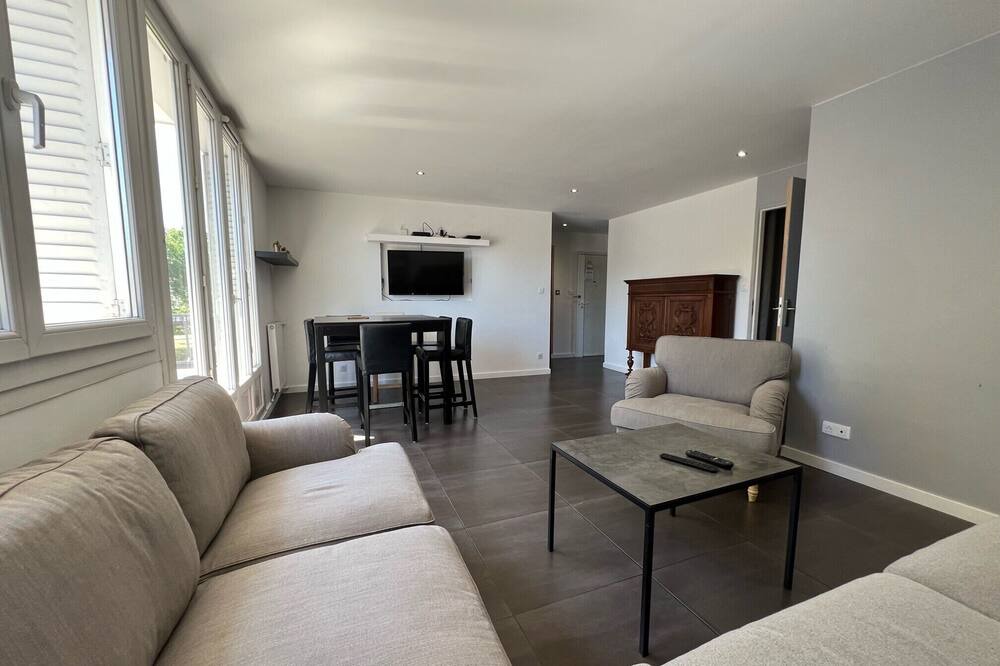 Photo of Livingroom in Saint-Martin-d'Heres