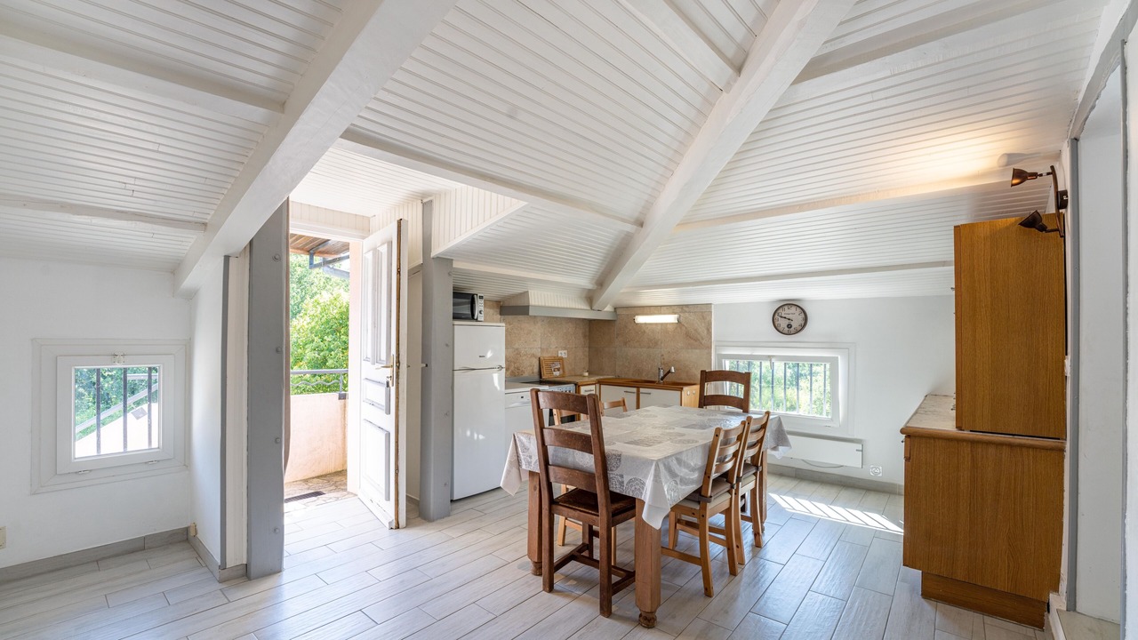 Photo of Kitchen in Salavas