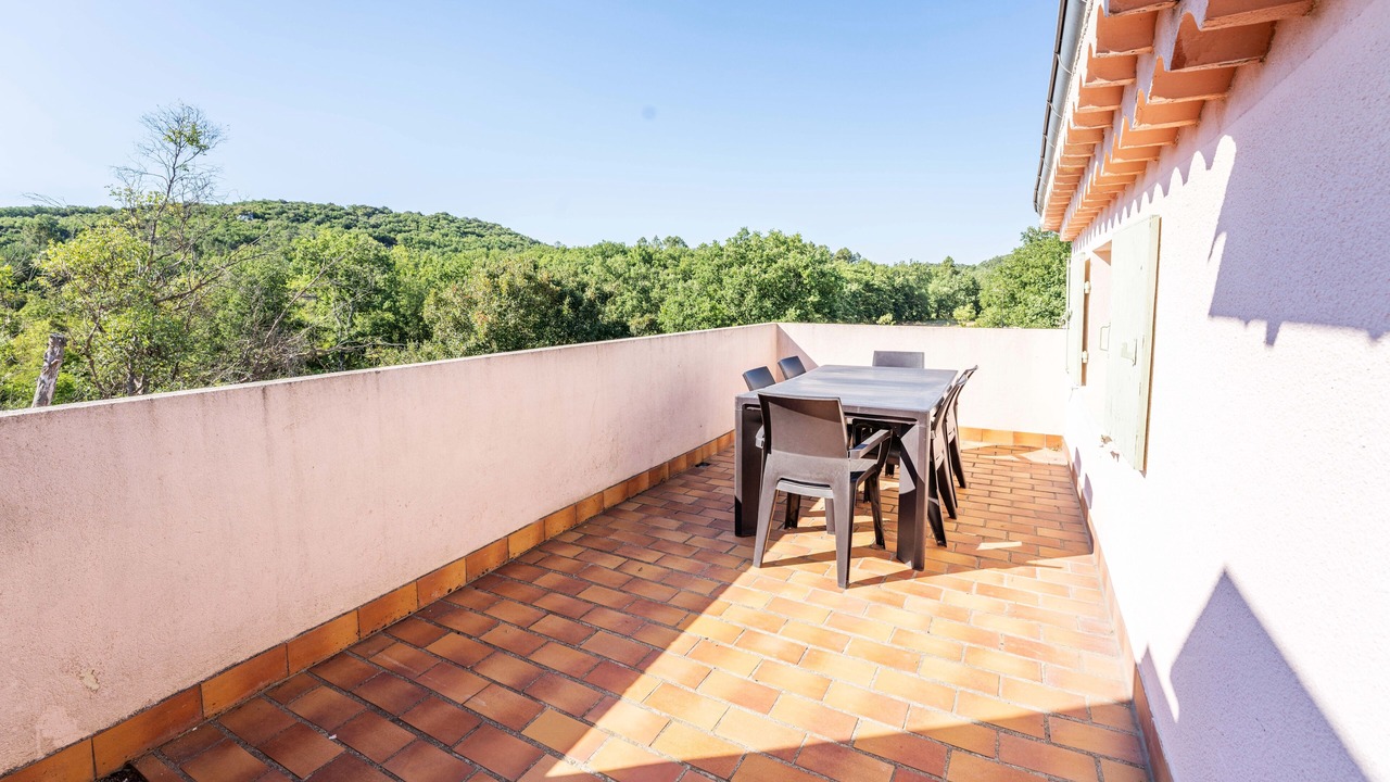 Photo of Patio Balcony in Salavas