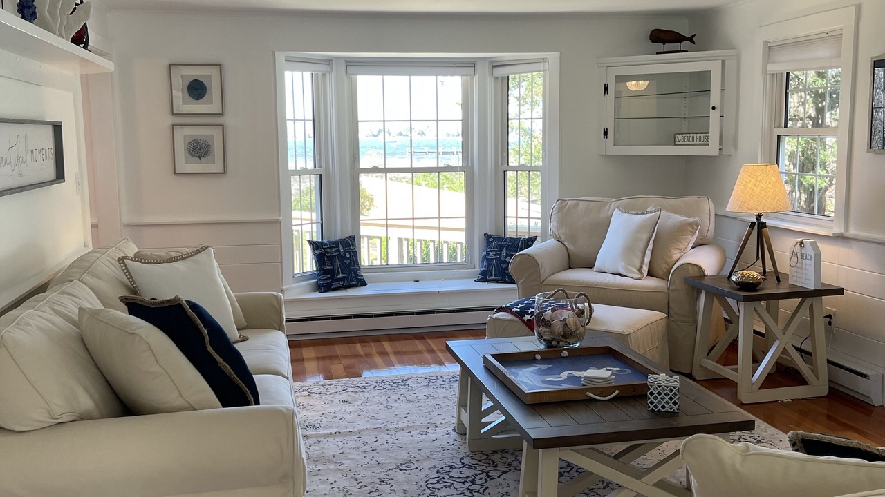 Photo of Livingroom in Mattapoisett