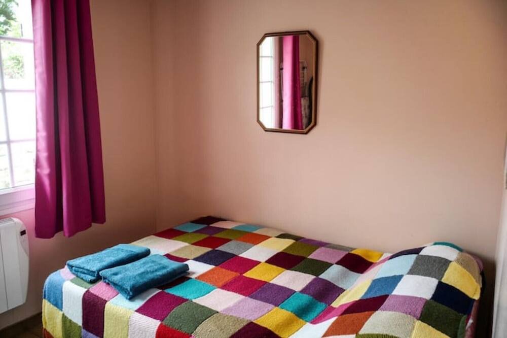 Photo of Bedroom in Roscanvel