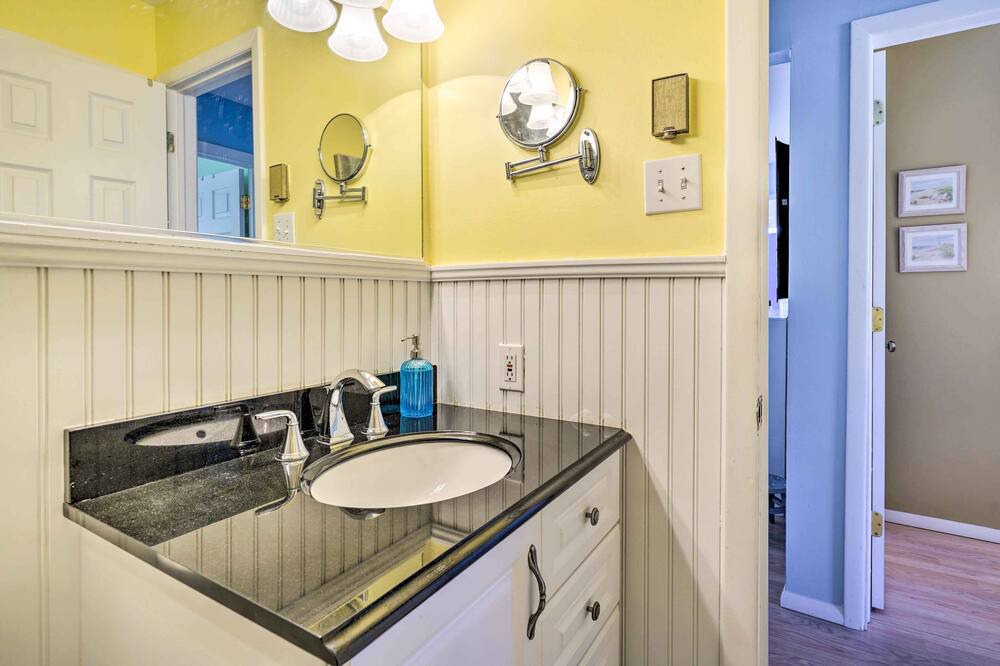 Photo of Kitchen in Village Green