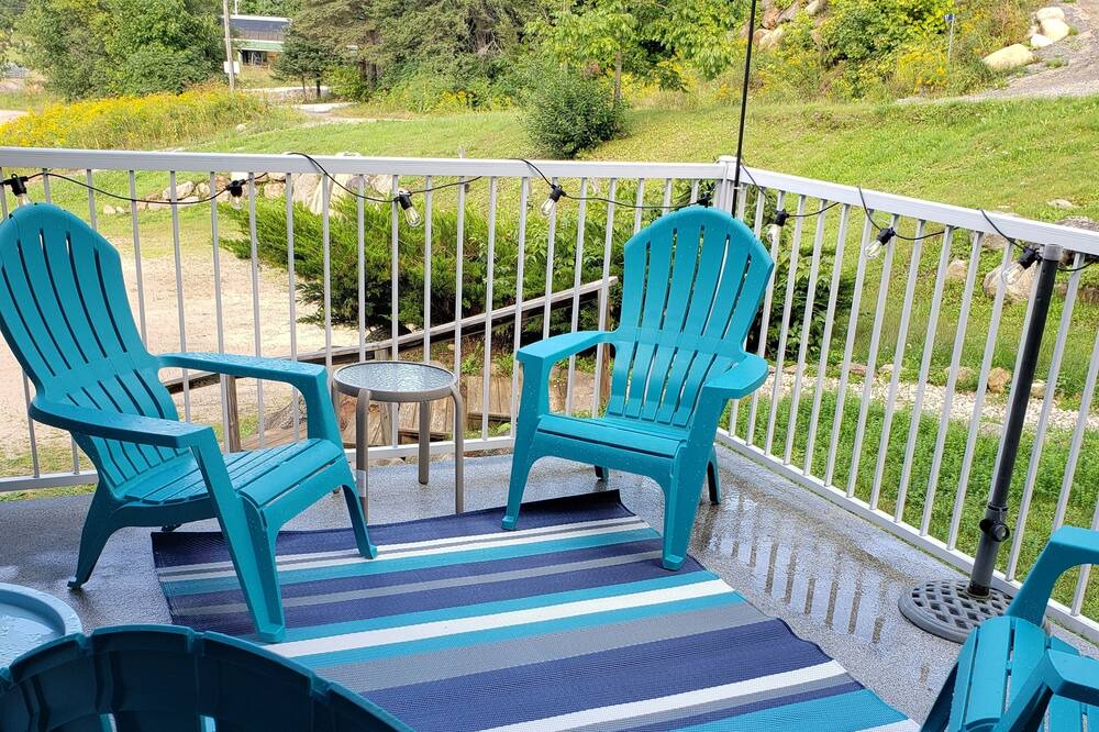 Photo of Patio Balcony in Mont Ste. Marie