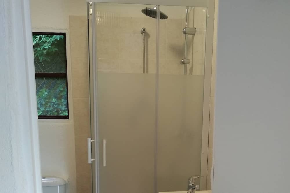 Photo of Bathroom in Oms