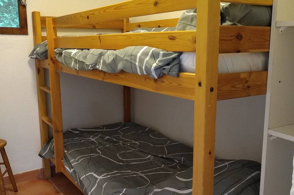 Photo of Bedroom in Oms