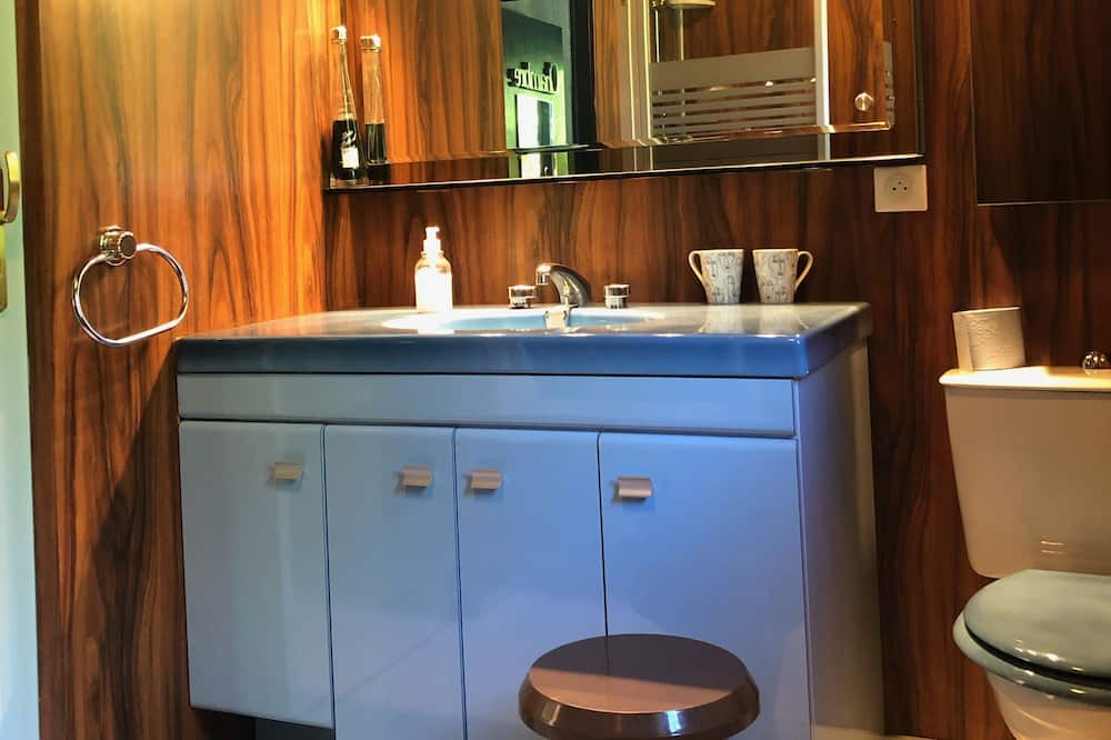 Photo of Bathroom in Seranon