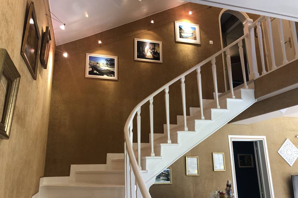 Photo of Others in Seranon