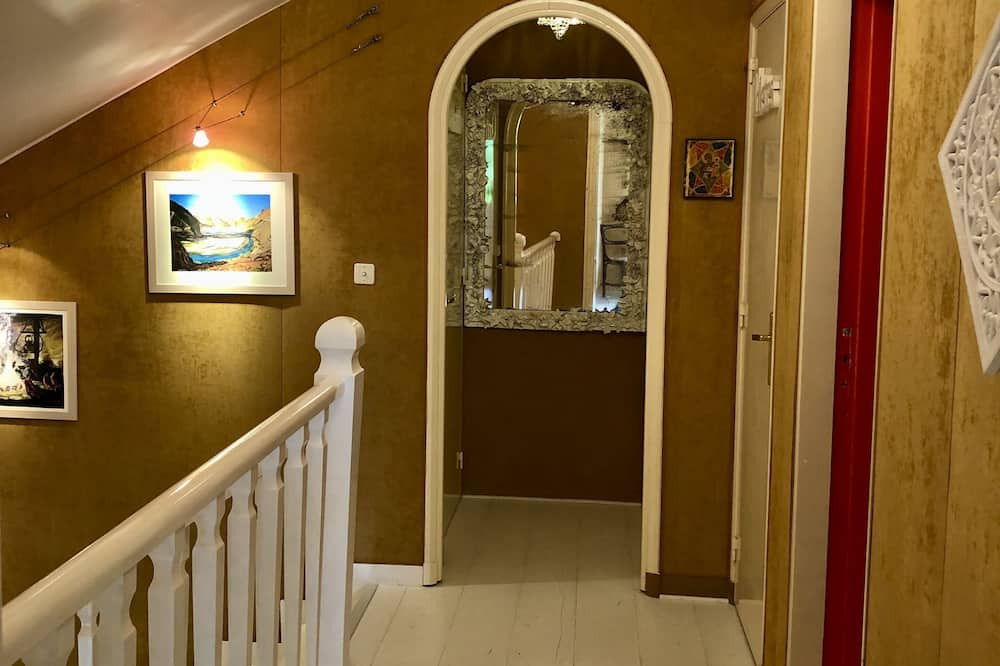 Photo of Others in Seranon