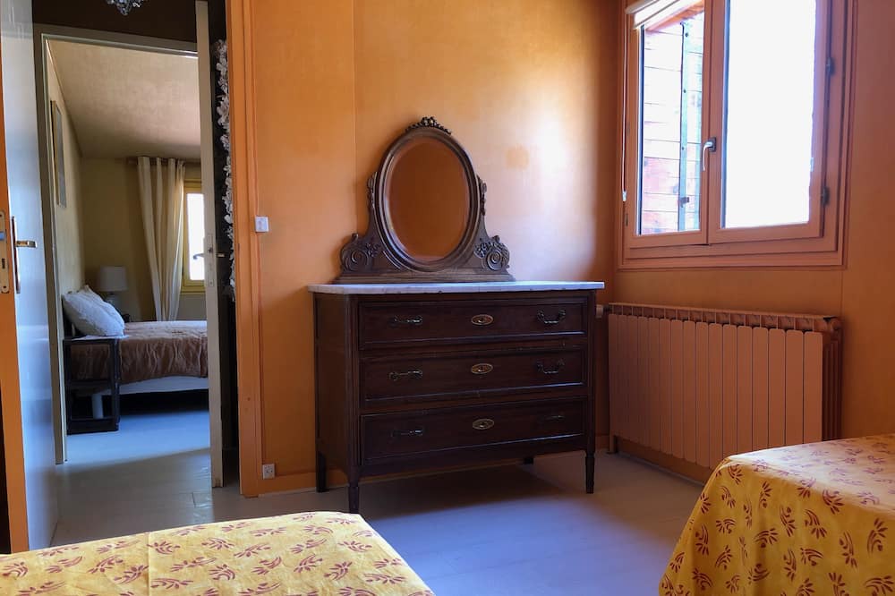Photo of Bedroom in Seranon