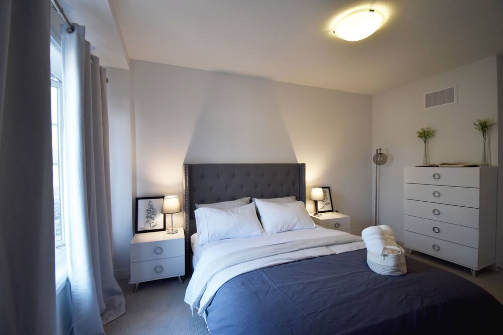Photo of Bedroom in Hamilton
