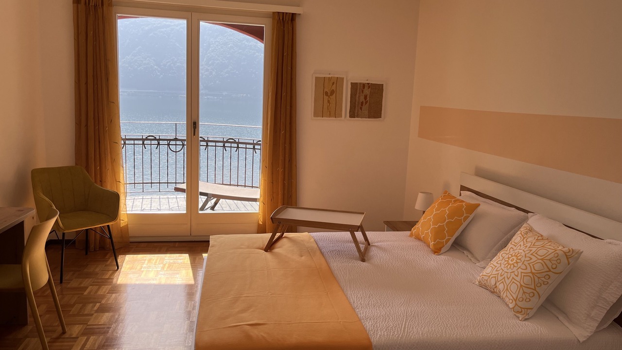 Photo of Bedroom in Melide