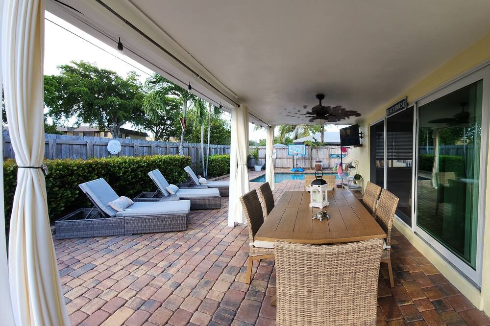 Photo of Outdoor in Cypress Point