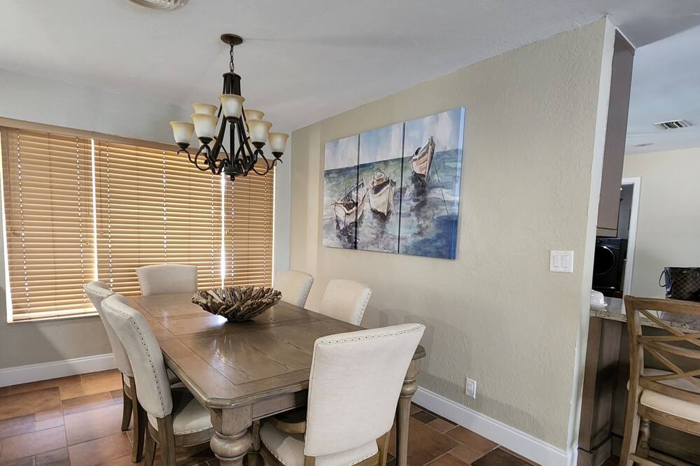 Photo of Kitchen in Cypress Point