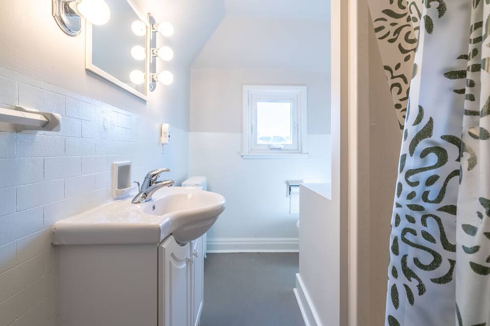 Photo of Bathroom in Midland