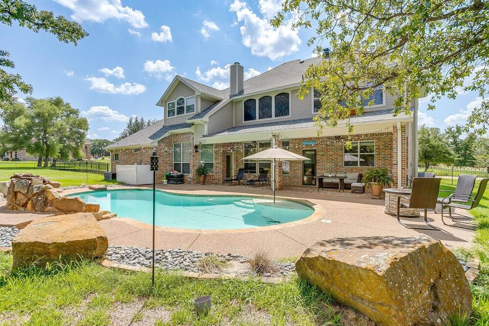 Photo of Outdoor in Burleson