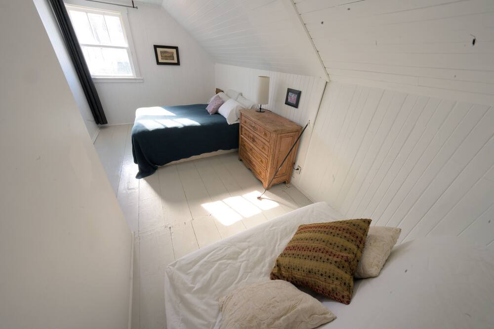 Photo of Bedroom in Saint-Paulin
