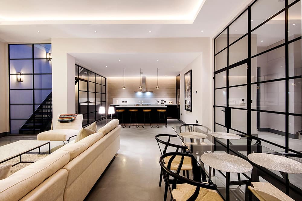 Photo of Others in Courtfield