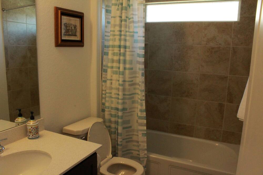 Photo of Bathroom in Stony Ridge North