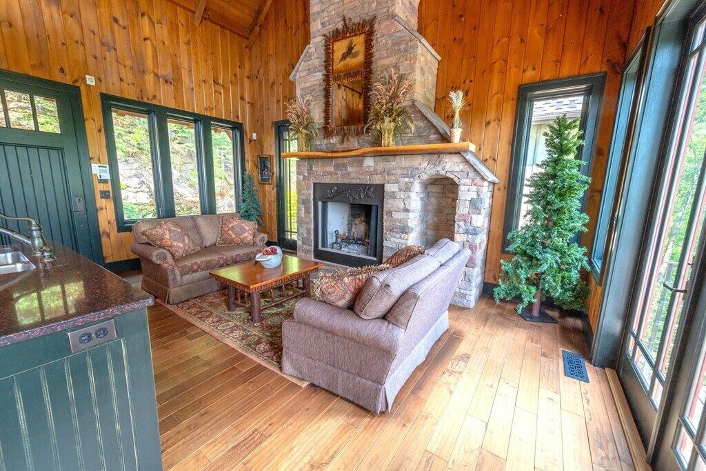 Photo of Livingroom in Marble