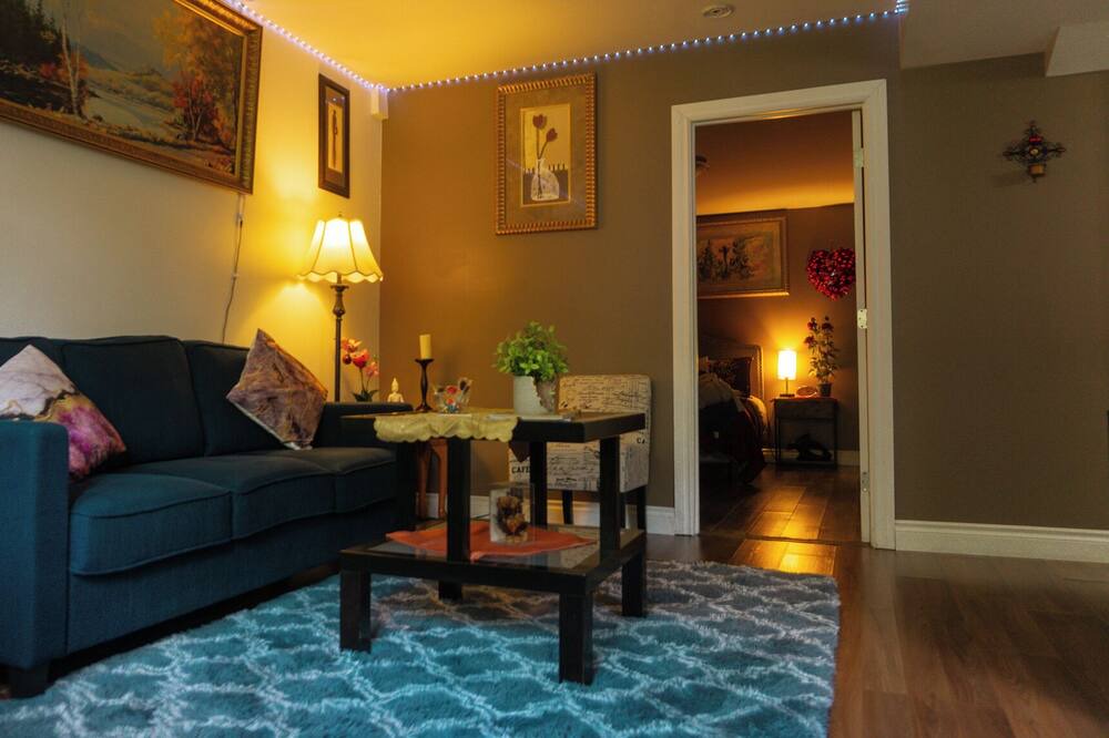 Photo of Livingroom in Thunder Bay