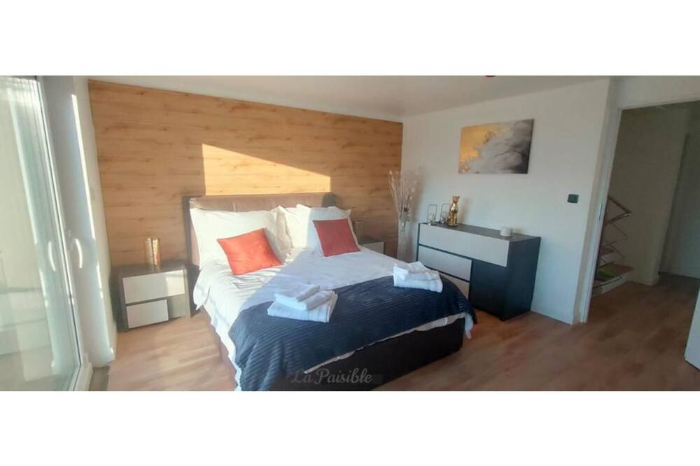 Photo of Bedroom in Lugrin