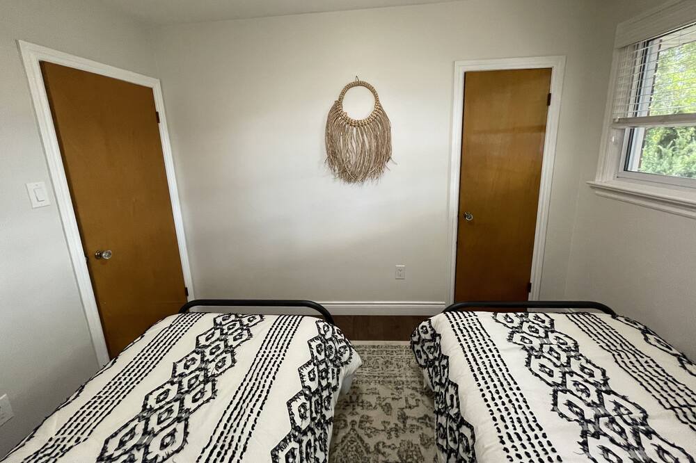 Photo of Bedroom in Hamilton