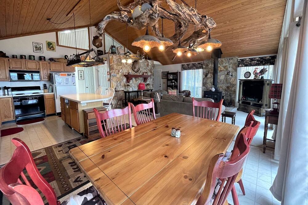 Photo of Kitchen in Unaka