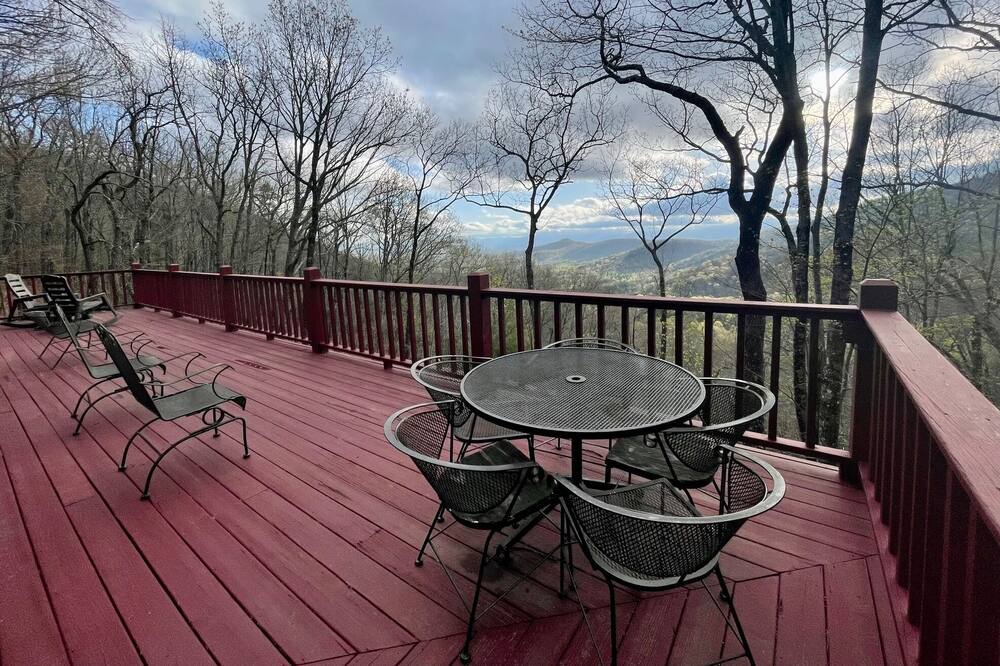 Photo of Patio Balcony in Unaka