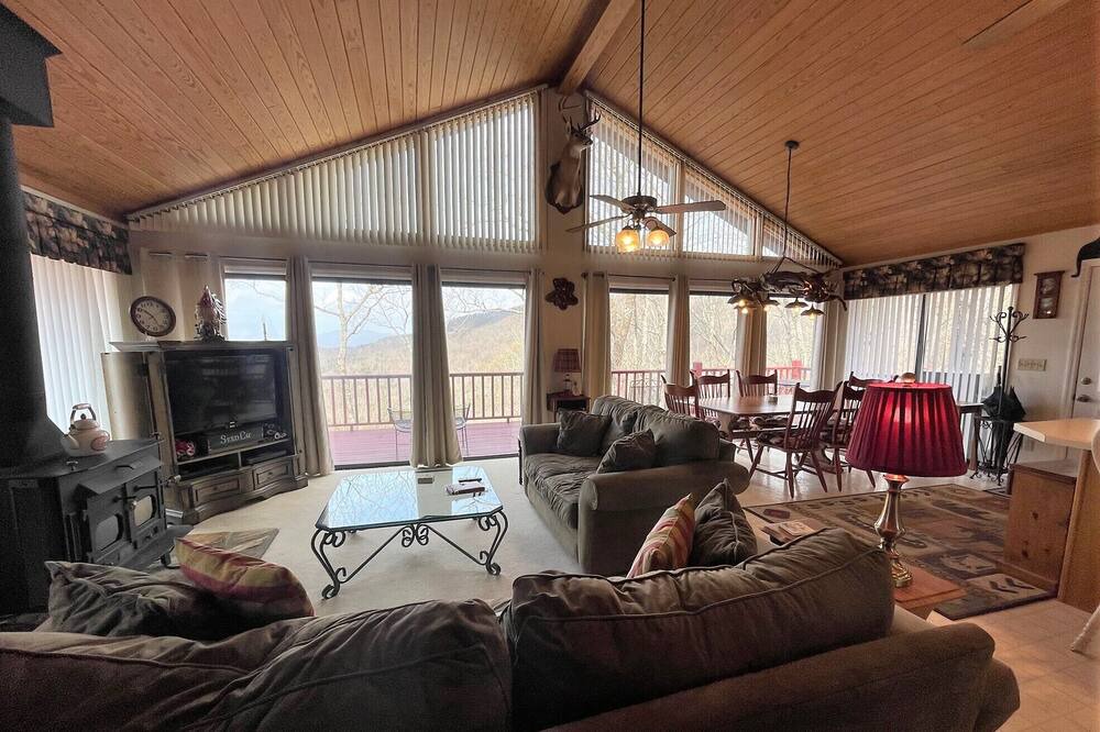 Photo of Livingroom in Unaka