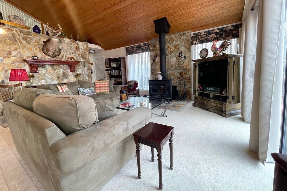 Photo of Livingroom in Unaka