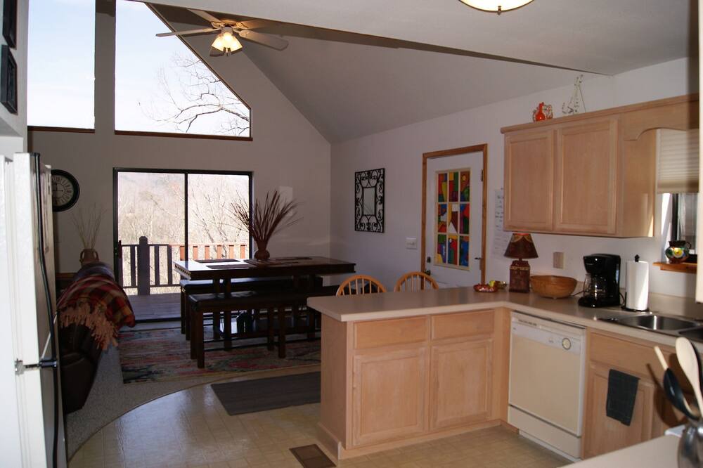 Photo of Kitchen in Upper Peachtree