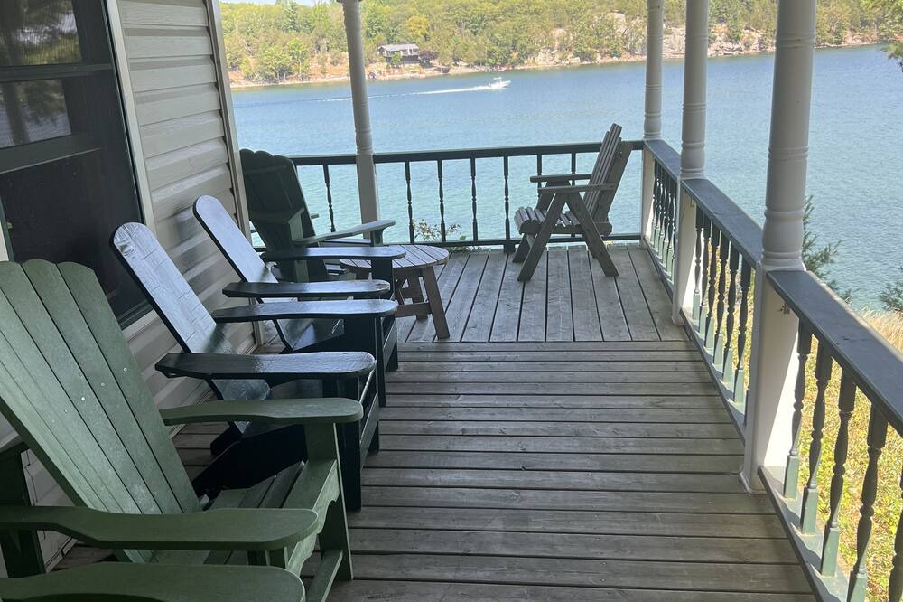 Photo of Patio Balcony in Leeds and the Thousand Islands