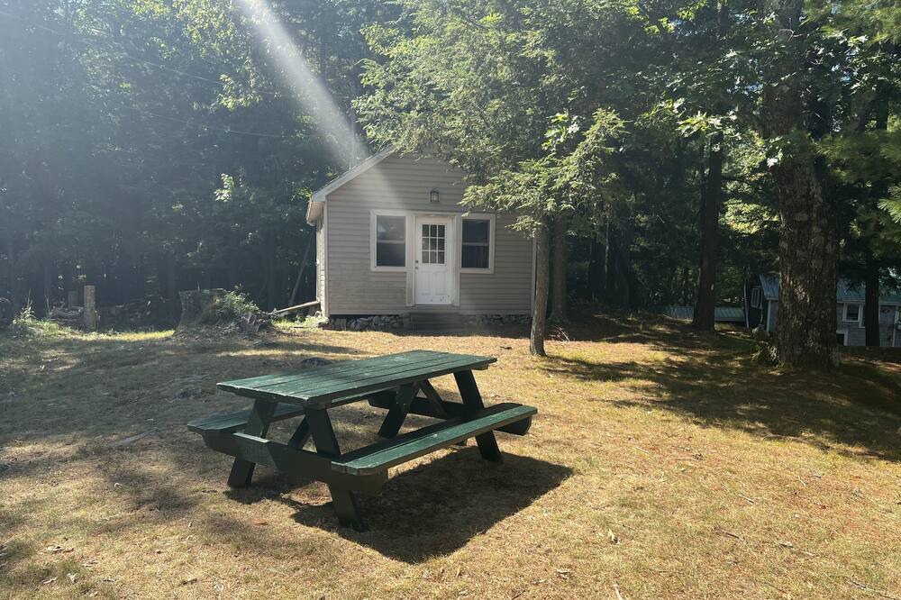 Photo of Outdoor in Leeds and the Thousand Islands