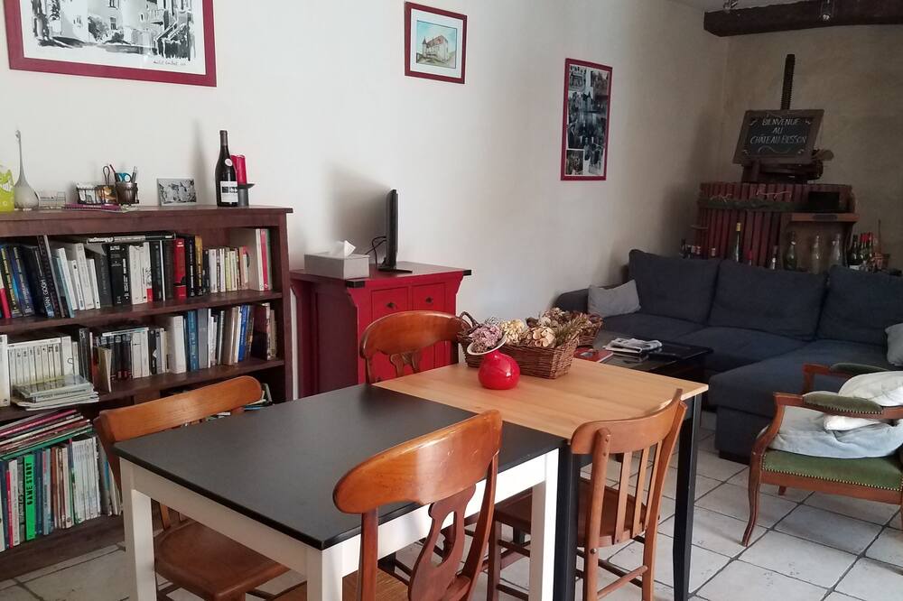 Photo of Livingroom in Desertines
