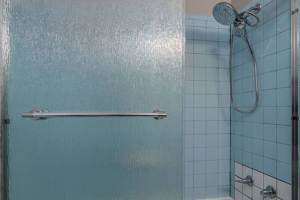 Photo of Bathroom in Homer