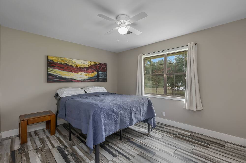 Photo of Bedroom in Homer