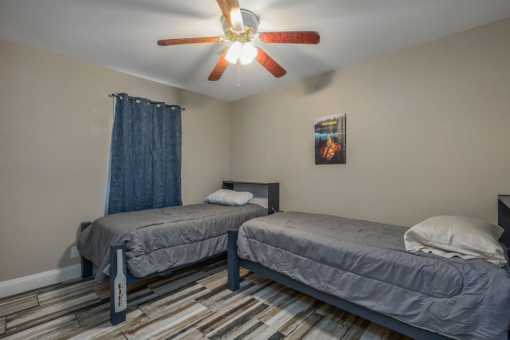 Photo of Bedroom in Homer