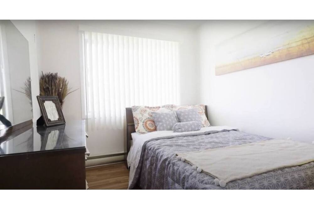 Photo of Bedroom in Notre-Dame-de-la-Merci