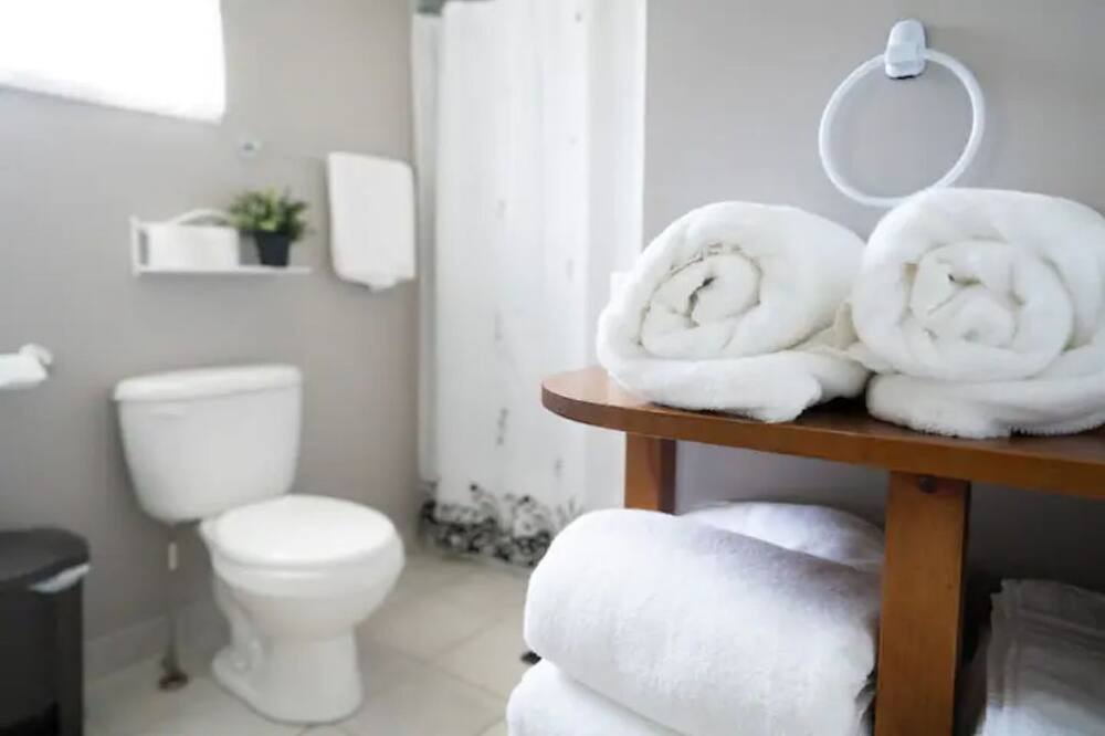 Photo of Bathroom in Notre-Dame-de-la-Merci