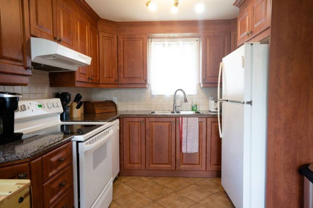 Photo of Kitchen in Notre-Dame-de-la-Merci