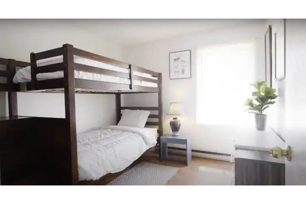 Photo of Bedroom in Notre-Dame-de-la-Merci
