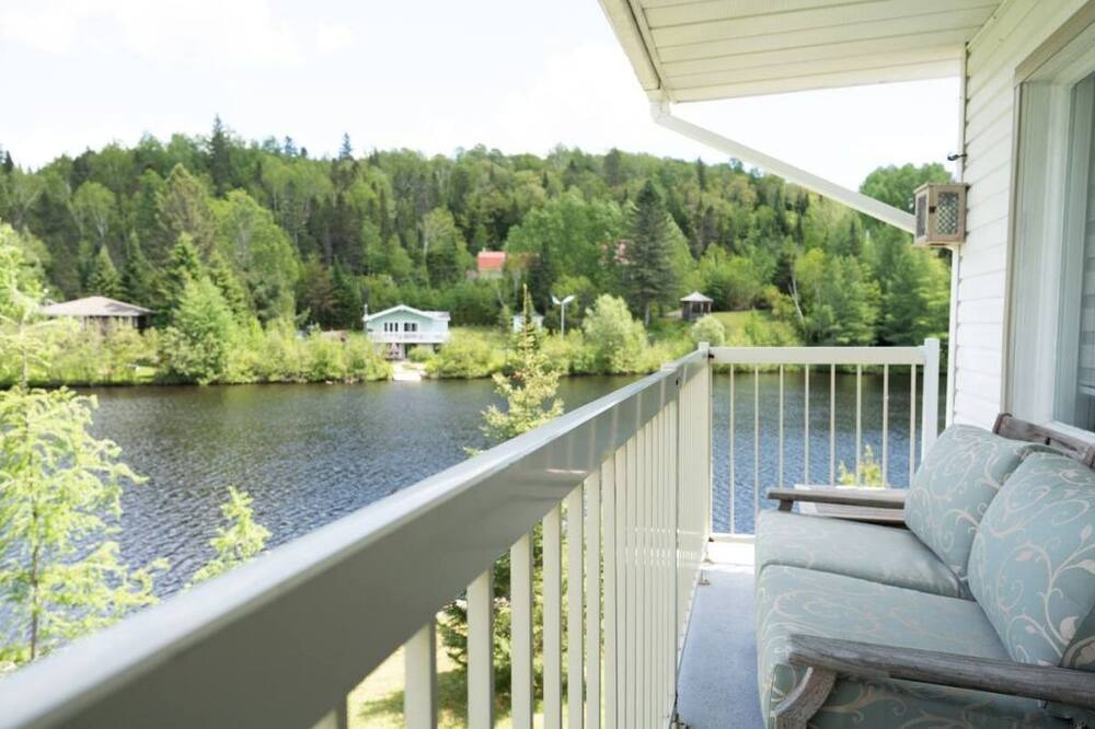 Photo of Patio Balcony in Notre-Dame-de-la-Merci