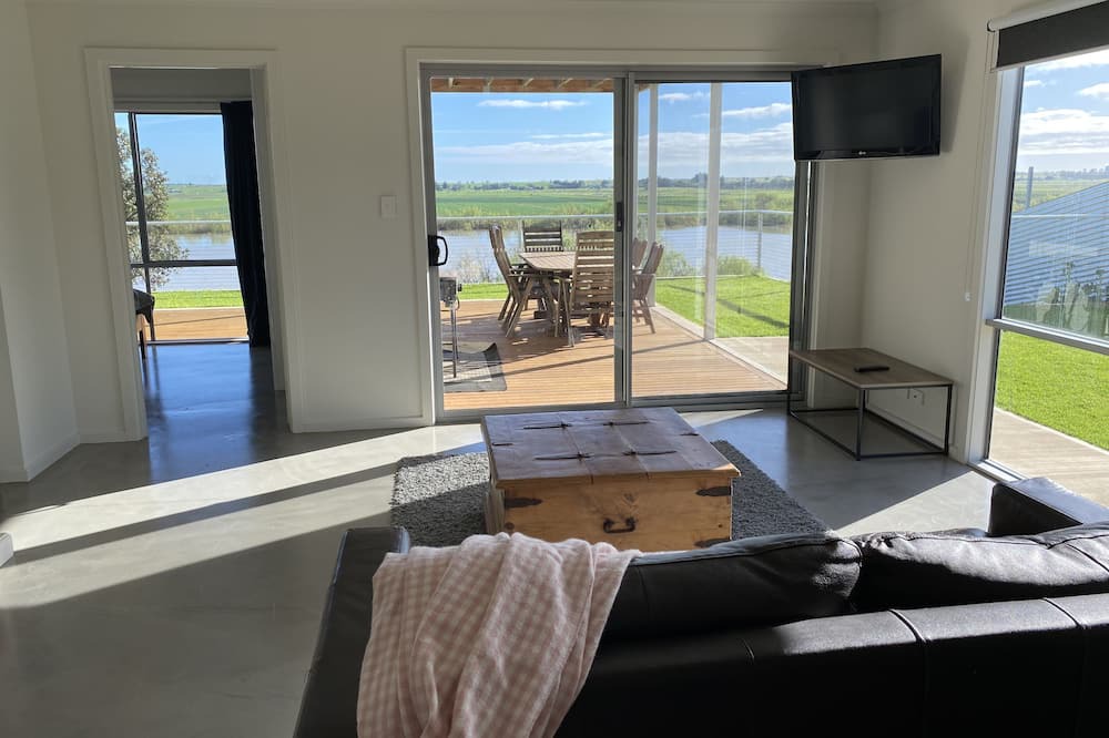 Photo of Livingroom in Seymour