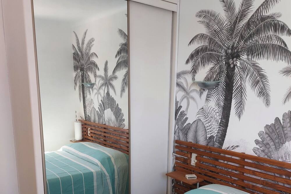 Photo of Bedroom in Saint-Nazaire