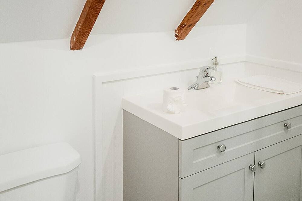 Photo of Bathroom in St. Andrews