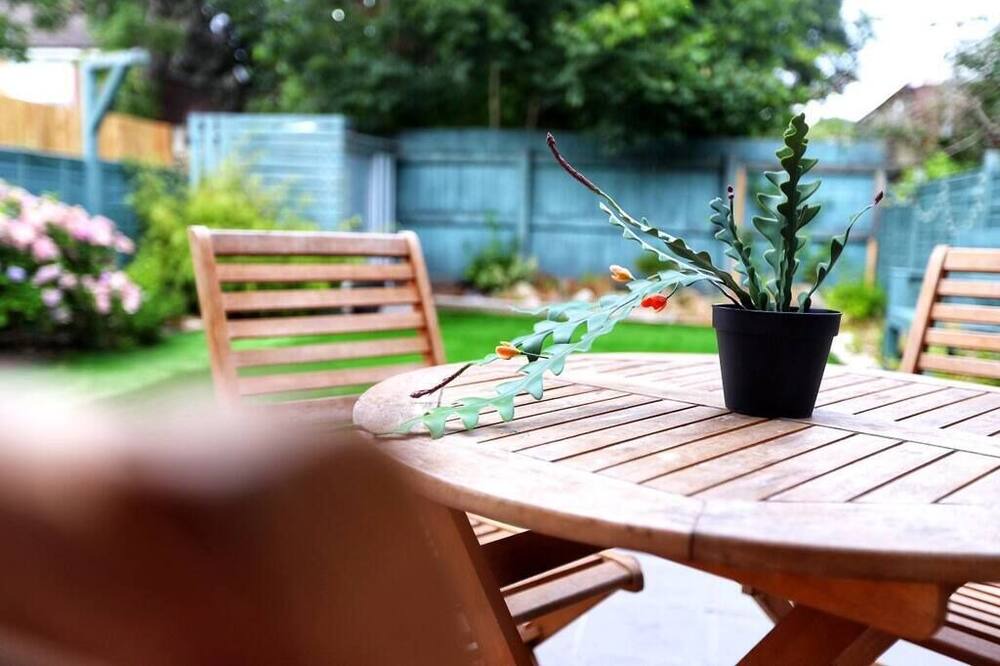 Photo of Outdoor in Cradley