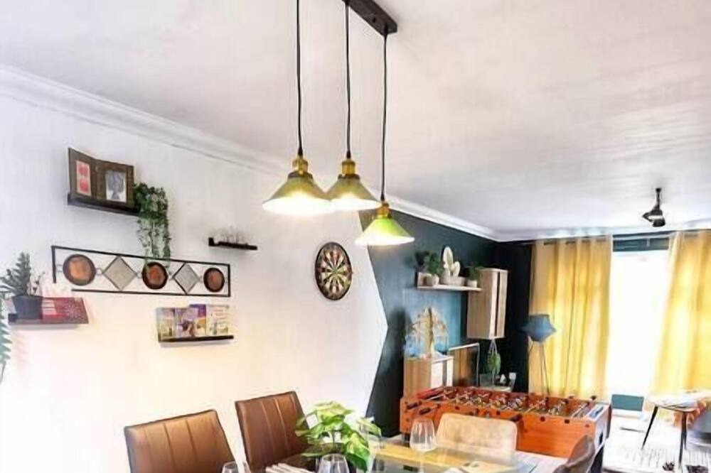 Photo of Others in Cradley