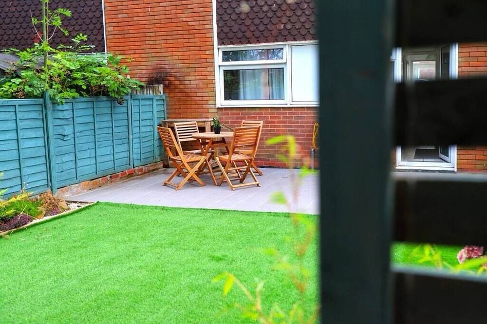 Photo of Outdoor in Cradley