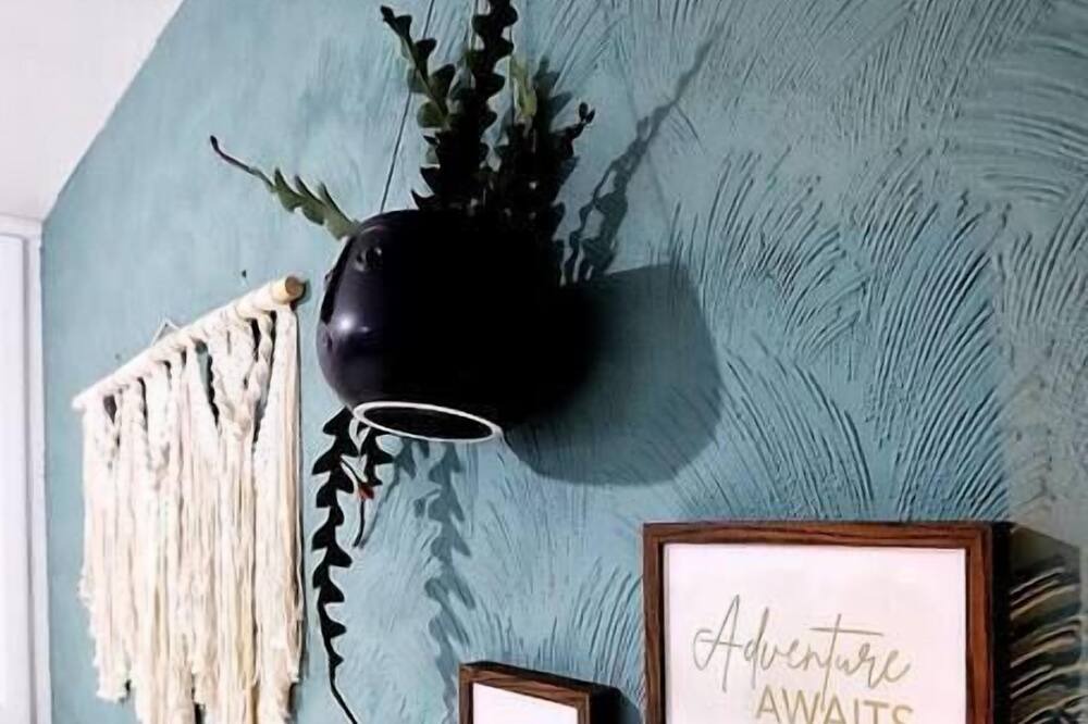 Photo of Others in Cradley