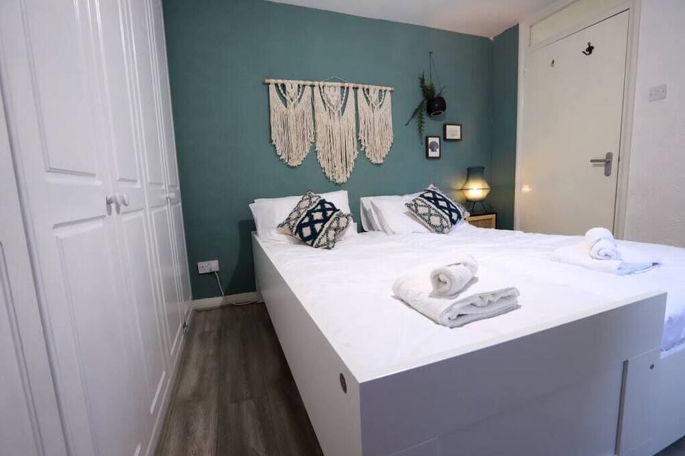 Photo of Bedroom in Cradley